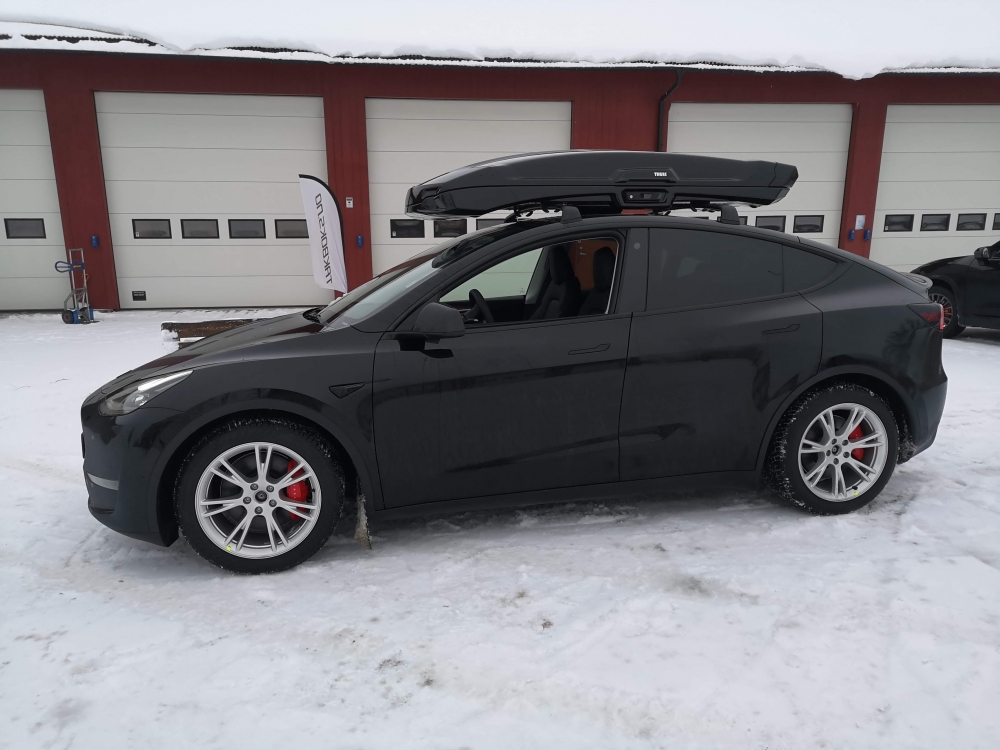 NYHET Thule Vector Alpine Premium skiboks Takboks.no Norges beste pa Skiguard Calix og Thule skibokser